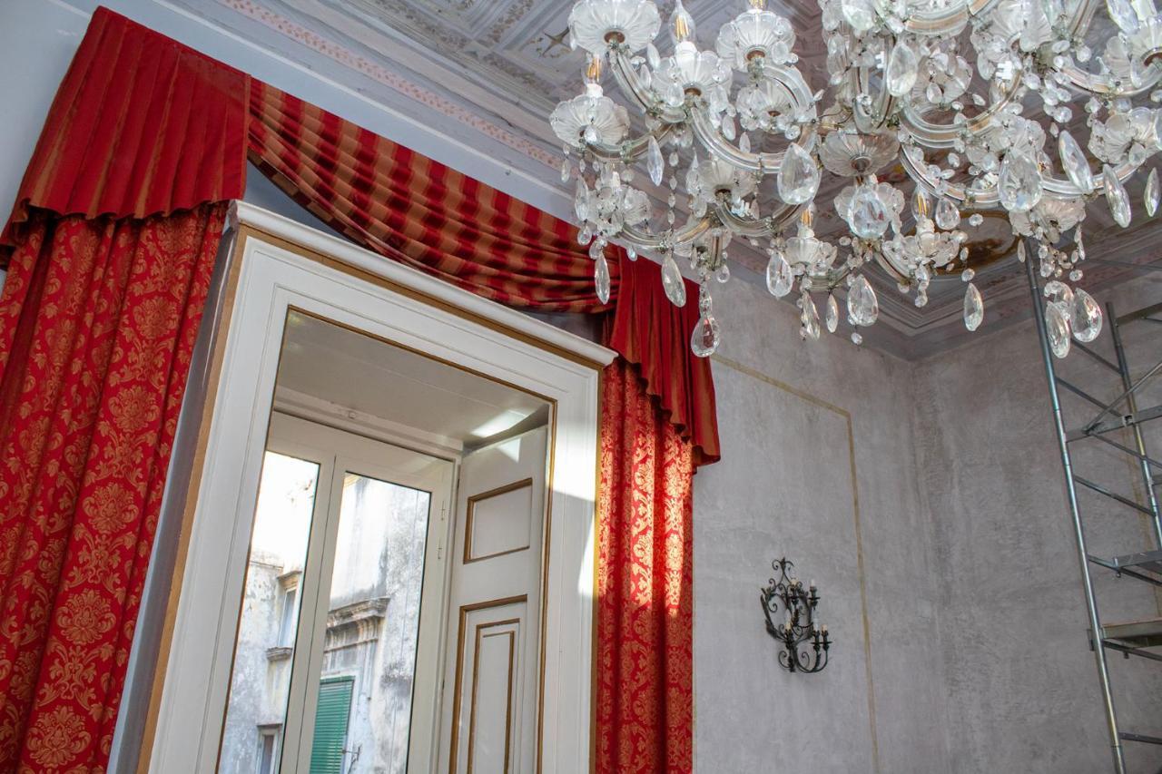 Le Stanze Del Vicere Boutique Hotel Nápoly Kültér fotó