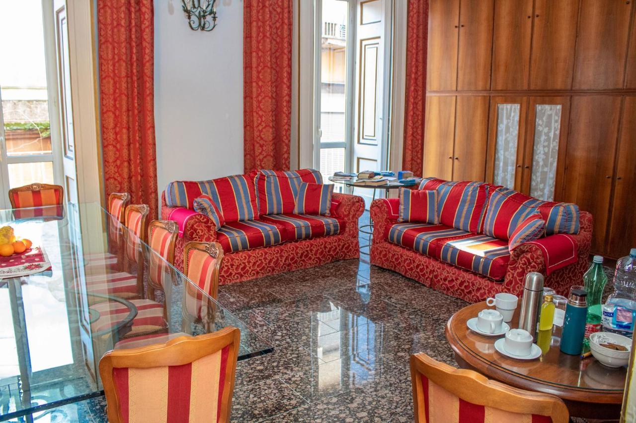 Le Stanze Del Vicere Boutique Hotel Nápoly Kültér fotó