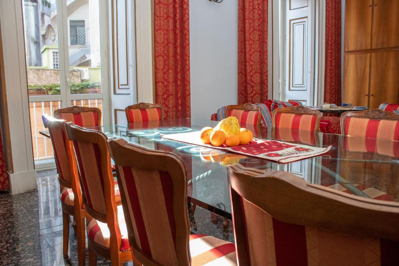 Le Stanze Del Vicere Boutique Hotel Nápoly Kültér fotó