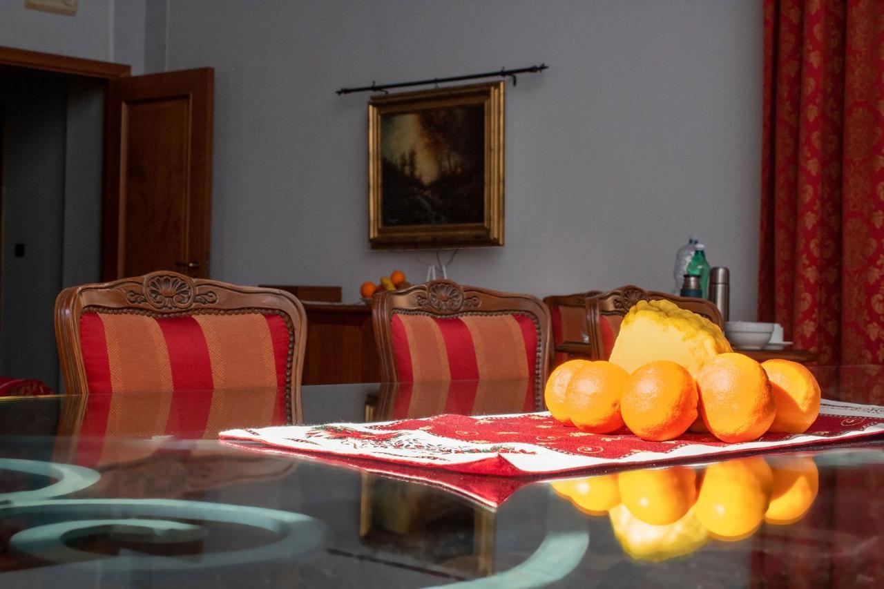 Le Stanze Del Vicere Boutique Hotel Nápoly Kültér fotó