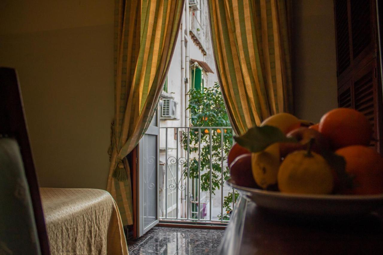 Le Stanze Del Vicere Boutique Hotel Nápoly Kültér fotó