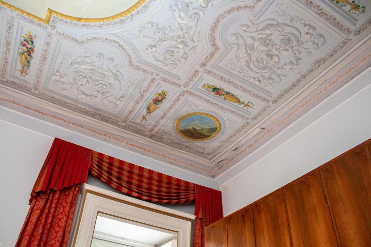 Le Stanze Del Vicere Boutique Hotel Nápoly Kültér fotó